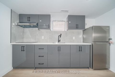 Photo 30 at 31A Laurel Avenue, Kennedy Park, Toronto