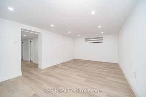 Photo 31 at 31A Laurel Avenue, Kennedy Park, Toronto
