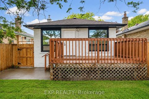 Photo 38 at 31A Laurel Avenue, Kennedy Park, Toronto