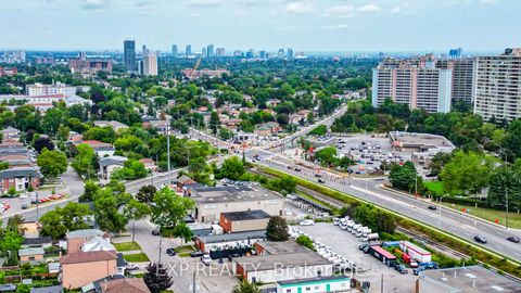 Photo 42 at 31A Laurel Avenue, Kennedy Park, Toronto