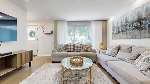 Photo 3 at 30 Paperbirch Drive, Don Mills, Toronto