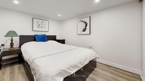 Photo 24 at 30 Paperbirch Drive, Don Mills, Toronto