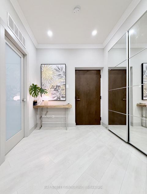 Photo 1 at 606 - 55 Harbour Square, Waterfront Communities C1, Toronto
