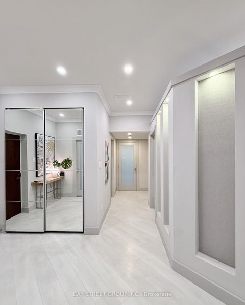 Photo 13 at 606 - 55 Harbour Square, Waterfront Communities C1, Toronto
