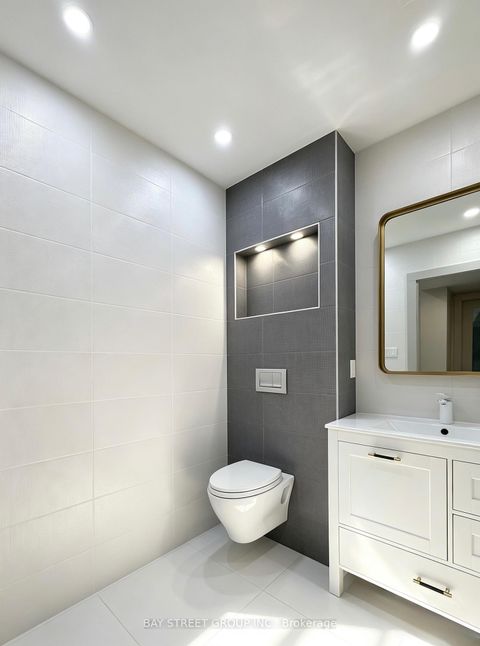 Photo 16 at 606 - 55 Harbour Square, Waterfront Communities C1, Toronto