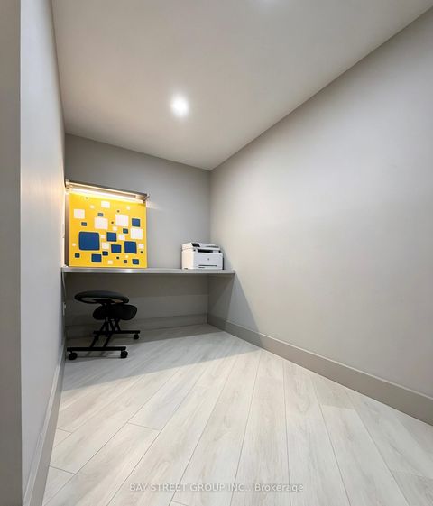 Photo 20 at 606 - 55 Harbour Square, Waterfront Communities C1, Toronto