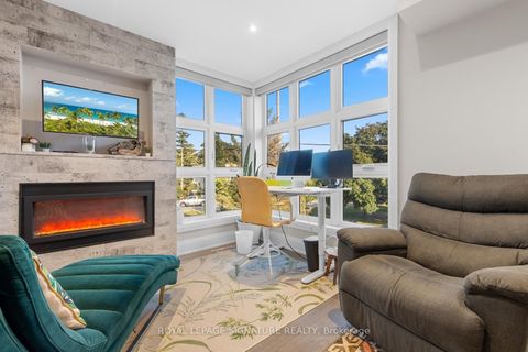 Photo 17 at 8 Dunkirk Road, East York, Toronto