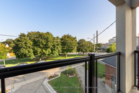 Photo 40 at 8 Dunkirk Road, East York, Toronto