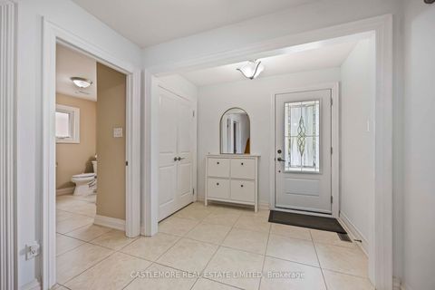 Photo 2 at 119 Spring Town Road, East Woodbridge, Vaughan