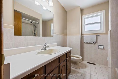 Photo 19 at 119 Spring Town Road, East Woodbridge, Vaughan