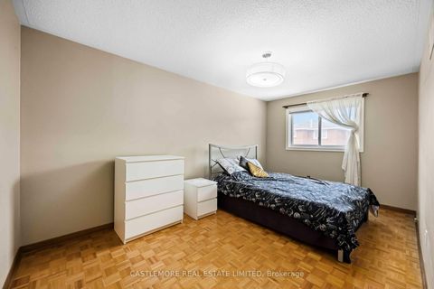 Photo 20 at 119 Spring Town Road, East Woodbridge, Vaughan