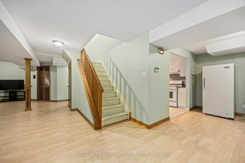 Photo 22 at 119 Spring Town Road, East Woodbridge, Vaughan
