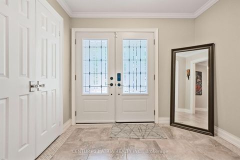 Photo 2 at 57 Ashfield Drive, Oak Ridges Lake Wilcox, Richmond Hill