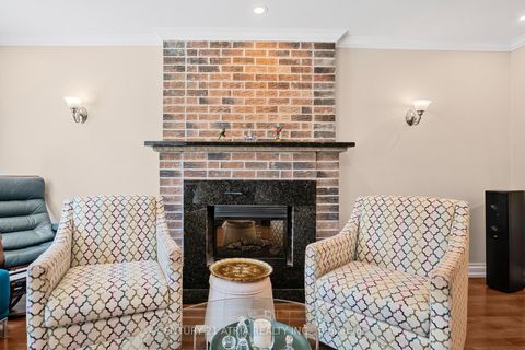 Photo 12 at 57 Ashfield Drive, Oak Ridges Lake Wilcox, Richmond Hill