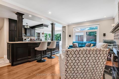Photo 14 at 57 Ashfield Drive, Oak Ridges Lake Wilcox, Richmond Hill