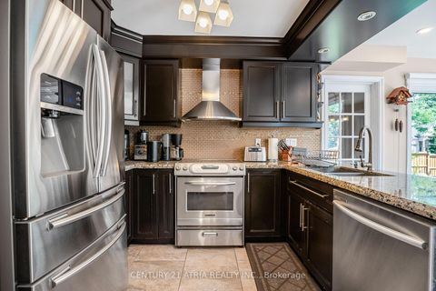 Photo 15 at 57 Ashfield Drive, Oak Ridges Lake Wilcox, Richmond Hill