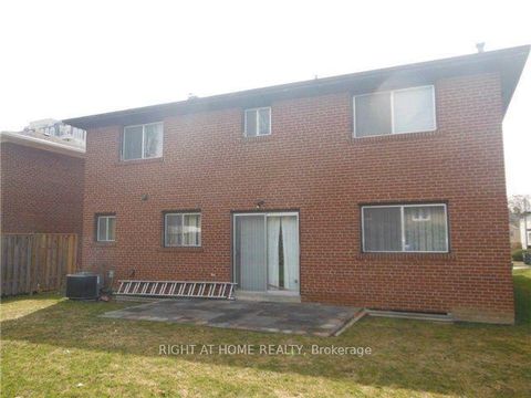 Photo 10 at 38 Clovercrest Road, Don Valley Village, Toronto