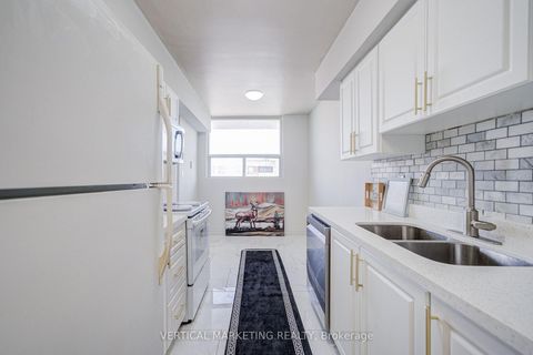 Photo 9 at PH07 - 20 Gilder Drive E, Eglinton East, Toronto