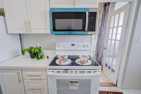 Photo 11 at PH07 - 20 Gilder Drive E, Eglinton East, Toronto