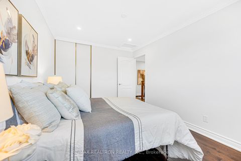 Photo 32 at 278 Bernard Avenue, Devonsleigh, Richmond Hill