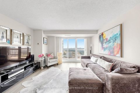 Photo 4 at 2910 - 2015 Sheppard Avenue E, Henry Farm, Toronto