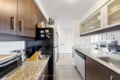 Photo 17 at 2910 - 2015 Sheppard Avenue E, Henry Farm, Toronto