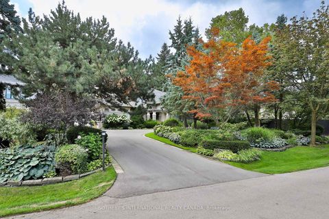 Photo 1 at 23 Country Lane, York Mills, Toronto