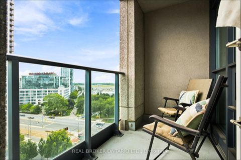Photo 7 at 1312 - 215 Fort York Boulevard, Niagara, Toronto