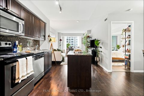 Photo 10 at 1312 - 215 Fort York Boulevard, Niagara, Toronto