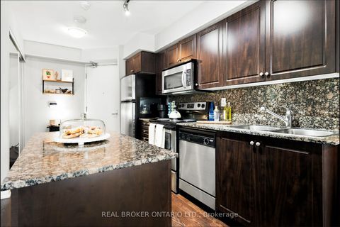 Photo 13 at 1312 - 215 Fort York Boulevard, Niagara, Toronto