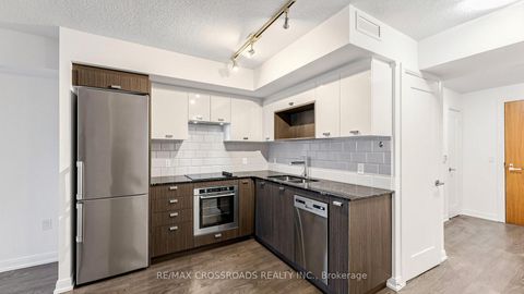 Photo 14 at 525 - 275 Village Green Square, Malvern West, Toronto