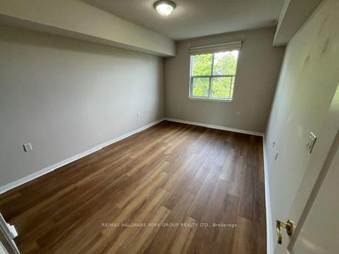 Photo 15 at 509 - 2500 Rutherford Road, Maple, Vaughan