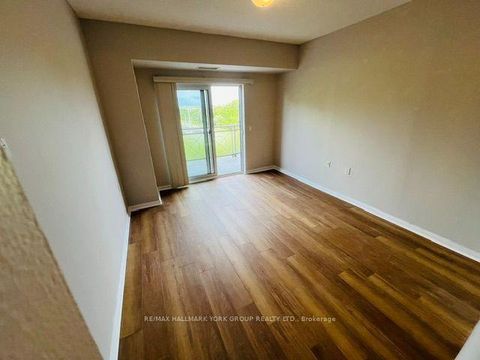 Photo 16 at 509 - 2500 Rutherford Road, Maple, Vaughan