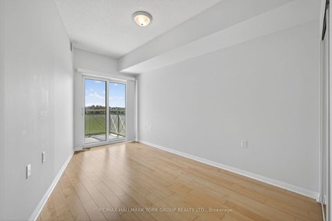 Photo 26 at 509 - 2500 Rutherford Road, Maple, Vaughan