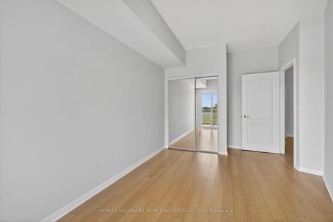 Photo 27 at 509 - 2500 Rutherford Road, Maple, Vaughan