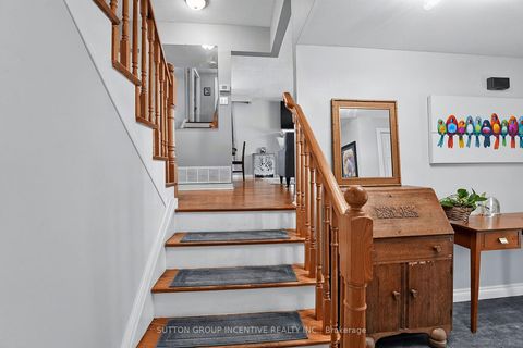 Photo 15 at 35 Jills Court, Grove East, Barrie
