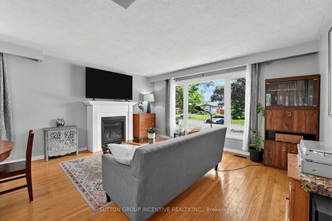 Photo 22 at 35 Jills Court, Grove East, Barrie