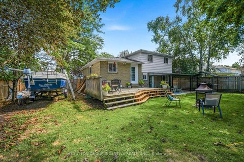 Photo 36 at 35 Jills Court, Grove East, Barrie