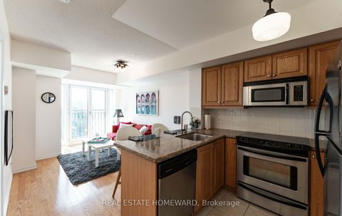 Photo 9 at 601 - 308 Palmerston Avenue, Bellwoods, Toronto