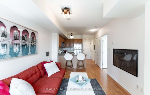 Photo 10 at 601 - 308 Palmerston Avenue, Bellwoods, Toronto