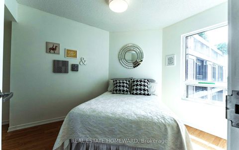 Photo 18 at 601 - 308 Palmerston Avenue, Bellwoods, Toronto
