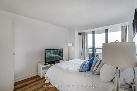 Photo 20 at 1402 - 7440 Bathurst Street, Brownridge, Vaughan