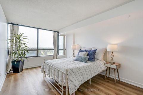 Photo 24 at 1402 - 7440 Bathurst Street, Brownridge, Vaughan