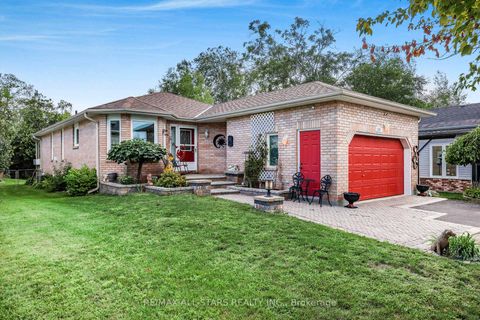 Photo 0 at 117 Riverglen Drive, Keswick South, Georgina