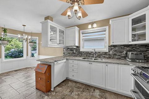 Photo 11 at 117 Riverglen Drive, Keswick South, Georgina