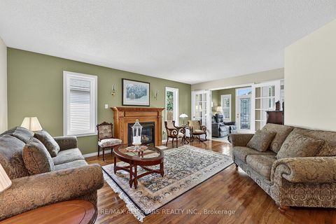 Photo 13 at 117 Riverglen Drive, Keswick South, Georgina