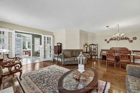 Photo 14 at 117 Riverglen Drive, Keswick South, Georgina