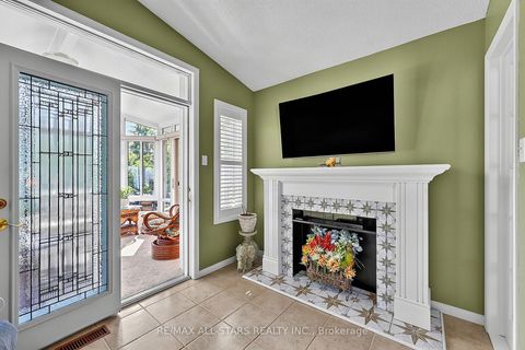 Photo 16 at 117 Riverglen Drive, Keswick South, Georgina