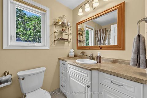 Photo 25 at 117 Riverglen Drive, Keswick South, Georgina