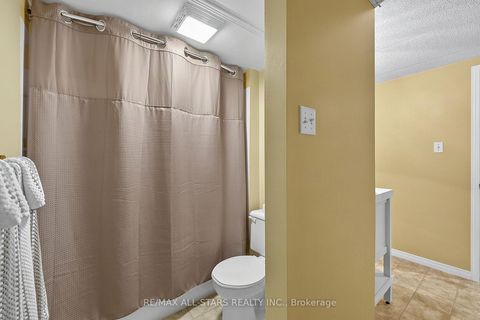 Photo 30 at 117 Riverglen Drive, Keswick South, Georgina